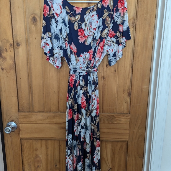 TuaTua+ 2X High-Low Floral Wrap Dress Blue and Pink - Picture 4 of 7